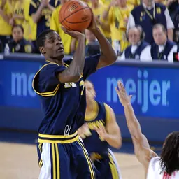 Portrait of Manny Harris