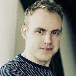 Portrait of Simon Petrén