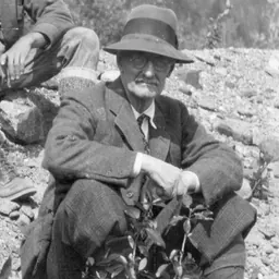 Portrait of Harry Fielding Reid