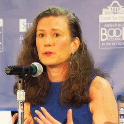 Portrait of Amy Siskind