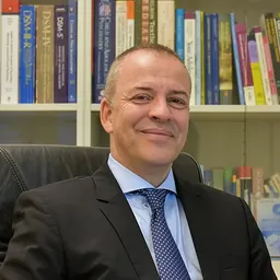 Portrait of Gil Zalsman