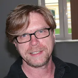 Portrait of Tomek Bartoszyński