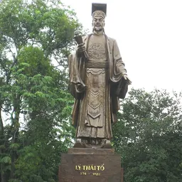 Portrait of Ly Thai To