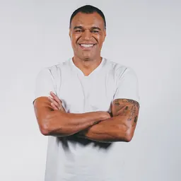 Portrait of Denílson de Oliveira