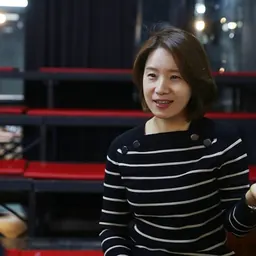 Portrait of Yeo Min-jeong