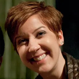 Portrait of Alison Fanelli