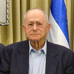 Portrait of Nahum Admoni