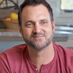 Portrait of Adam Housley