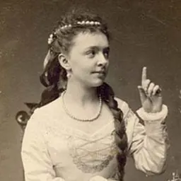 Portrait of Sophie Keller