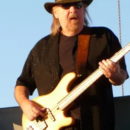 Portrait of Larry Junstrom