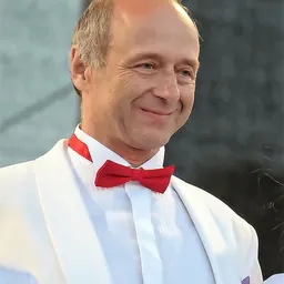 Portrait of Iván Fischer