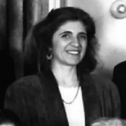 Portrait of Ioli Kalavrezou