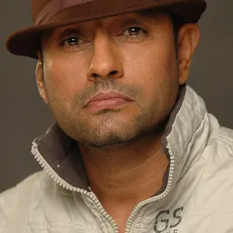 Portrait of Raj Brar