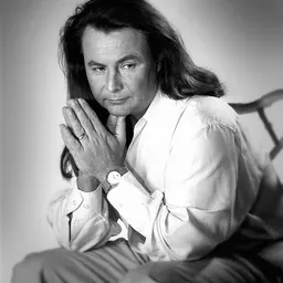 Portrait of Henny Thijssen