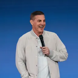Portrait of Craig Groeschel