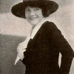 Portrait of Lottie Williams