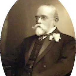 Portrait of Sydney Simmons