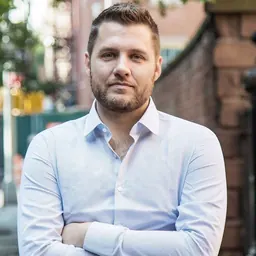 Portrait of Mark Manson
