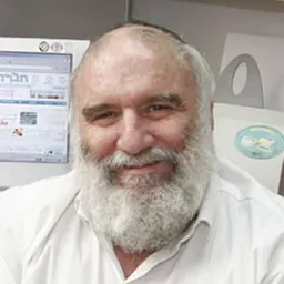 Portrait of Doron Aurbach