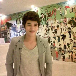 Portrait of Mario Maurer