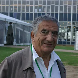 Portrait of Xavier Emmanuelli