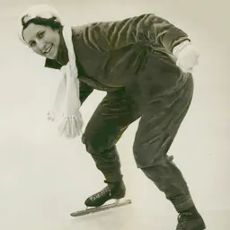 Portrait of Lela Brooks