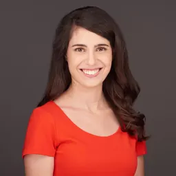 Portrait of Talia Amar