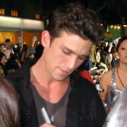 Portrait of Daren Kagasoff