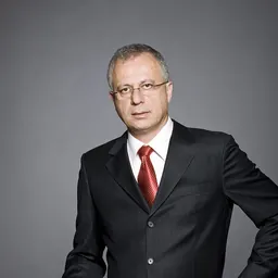 Portrait of Efi Oshaya
