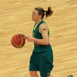Portrait of Kristi Harrower