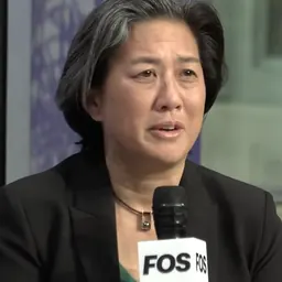 Portrait of Kim Ng