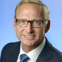Portrait of Franz-Josef Holzenkamp