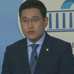Portrait of Oh Shin-hwan