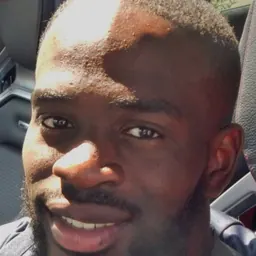 Portrait of Jonathan Ikoné