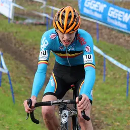 Portrait of Yannick Peeters