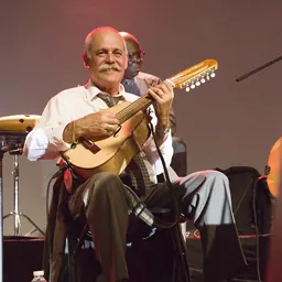Portrait of Barbarito Torres