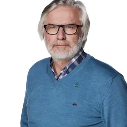 Portrait of Jon Gunnes