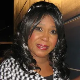 Portrait of Shirley Owens