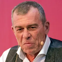 Portrait of Marc van den Broek