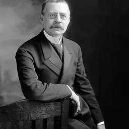 Portrait of Frank Dunklee Currier