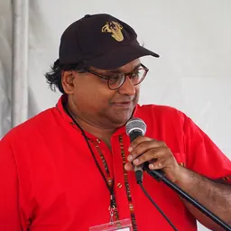 Portrait of Indran Amirthanayagam
