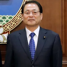 Portrait of Akira Gunji