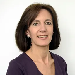 Portrait of Melissa Leach