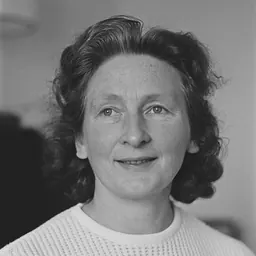 Portrait of Zonia Bowen
