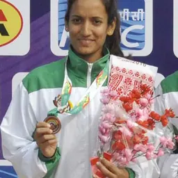 Portrait of Sara Mansoor