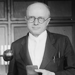 Portrait of Paul R. Heyl