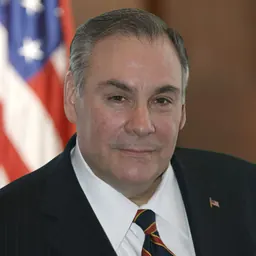 Portrait of Robert Castelli