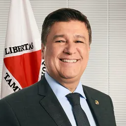 Portrait of Carlos Viana