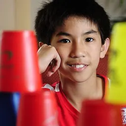 Portrait of Steven Purugganan