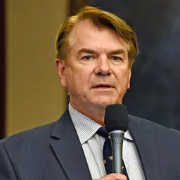 Portrait of Thad Altman